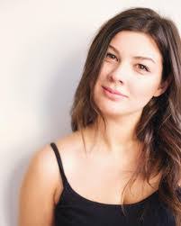 Caitlin Brown's Instagram, Twitter & Facebook