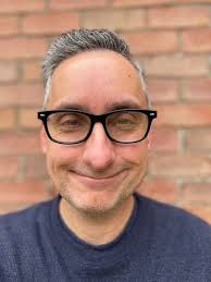 Aaron Derr's Instagram, Twitter & Facebook