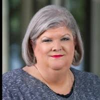 Shellie Stewart's Instagram, Twitter & Facebook