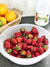 How to keep strawberries fresh longer? How To Keep Strawberries Fresh With One Easy To Do Tip