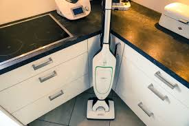 Vorwerk Sp600 Am Kobold Vk200 Die Familie Mit Hund Wischt Und Saugt Vorwerk Staubsauger Life Hacks Haushalt Und Kobold
