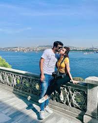 Osman khalid butt, valiya najib and group , pakistani. Model Waliya Najib Latest Pictures From Her Trip To Turkey Dikhawa Fashion 2021 Online Shopping In Pakistan