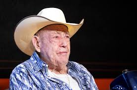 World Series of Poker to honor Doyle Brunson with public memorial