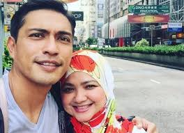 Sebagai fotografer adi dikenal dengan genre surealisme, sinematic dan nostalgic. Ia Bukan Dosa Adi Putra Ulas Kahwin Dua Hiburan Mstar