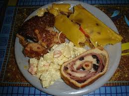 Fotos De Hallacas Venezolanas Fotos De Venta De Hallacas Pan De Jamon Y Platos Navidenos Guacara Platos Navidenos Comida Navidena Venezolana Pan Con Jamon