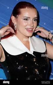 Bella thorne 2021 hi-res stock photography and images