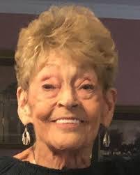 Amelia Risner's Instagram, Twitter & Facebook