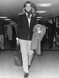 60 Iconic Women Who Prove Style Peaked In The 60s Iconic Women Style Transformation Style