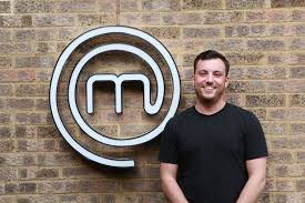 Masterchef românia este versiunea română a competiției de gătit masterchef. Meet Masterchef Semi Finalist Mike Tomkins From Guildford As He Shares His Italian Inspiration Surrey Live