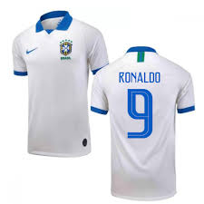 Krishtiano ronaldo muxlislarini o'zining oilaviy suratlarini namoyish etib xursand qildi. Brasilien 1919 Jubilaums Shirt Kids Ronaldo 9 Fruugo De