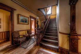 What S It Like Living In A Haunted House Zillow Blog Victorian Homes Mansions Haunted House Decorations