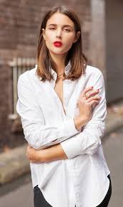 Black And White Outfit With Red Lipstick White Shirt Red Lips Classic White Shirt Style White Shirt