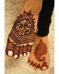 Trending Bridal Mehendi Designs For The New Age Brides In 2020 Mehndi Designs For Fingers Mehndi Designs Feet Latest Mehndi Designs
