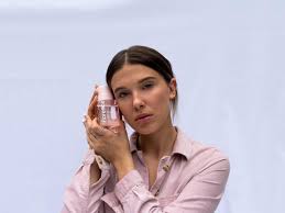 Millie bobby brown is an english actress and producer, who became famous after landing and portraying the role of eleven on stranger things. Millie Bobby Brown Photoshoot 2020 Wallpaper Free Wallpapers