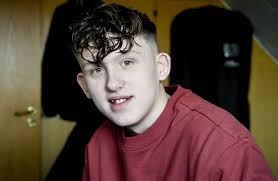 Silas blev fjernet fra sin familie og anbragt på det ene opholdssted efter  det andet: Var bare 14 år, da han endte som hjemløs narkoman