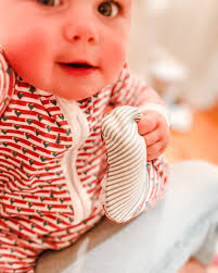 New Christmas Heart Stripe! Can you find the 🌲? ❤️🌲❤️🌲❤️