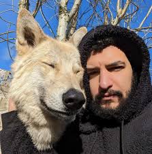 Just saw Jimmy Buffett recently while recording with Emmylou Harris and  Dolly Parton. He was as he always was…a bright light! With a wonderful  sense of humor and always so warm. I