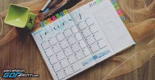 Jika anda ingin mengangkat profil perusahaan anda, ada kalanya anda harus tau bahwa perusahaan anda. 10 Contoh Desain Kalender Sederhana Tetapi Menarik Dan Efektif Percetakan Goprint