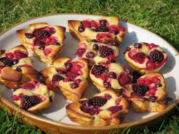 Moelleux Au Fromage Blanc Miel Et Fruits Rouges Recette Ptitchef Recette Fromage Blanc Moelleux Gateau Fruits Rouges