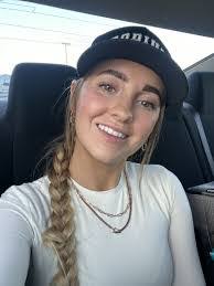 Addie Logan's Instagram, Twitter & Facebook