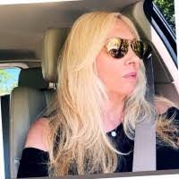 Kimberly Costner's Instagram, Twitter & Facebook