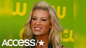 Ashley Massaro, WWE Superstar & 'Survivor' Alum, Dies At 39
