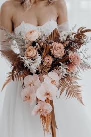 Order roses online for the best price. Fianceebodas On Twitter Wedding Flower Trends Unique Wedding Flowers Bridal Flowers