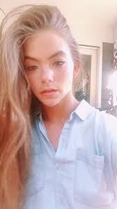 Hannah Romine's Instagram, Twitter & Facebook