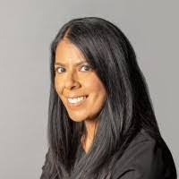 Sharon Sisler's Instagram, Twitter & Facebook