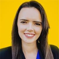 90+ perfiles de «Kacey»