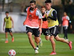 Maybe you would like to learn more about one of these? Colo Colo Vs Huachipato El Argentino Emiliano Amor Toma Fuerza Para Ser Titular En Colo Colo