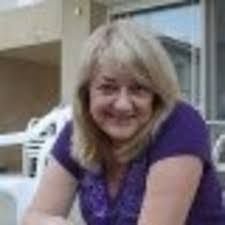 Ana Heller's Instagram, Twitter & Facebook