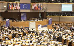 Dire un projet europ?en qui enl?ve aux fran?ais leur pouvoir de d?cider le moment est historique et ces europ?ennes 2019 n'ont rien ? Europeennes 2019 Combien D Elus Pourrait Obtenir Chaque Liste Francaise Le Parisien
