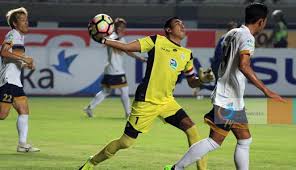 Hasil gambar untuk profil lengkap chairul huda persela
