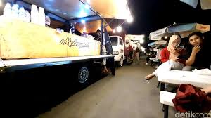 Check spelling or type a new query. Bertahan Saat Pandemi Parkiran Dejafoo Sajikan Makanan Dengan Konsep Food Truck