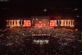 Bánffy castle electrifies with eclecticism. Abia S A Terminat Dar Deja S Au Vandut Primele 5 000 De Bilete Pentru Electric Castle 2019 Stiri De Cluj