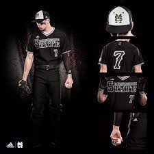 The bulldogs have had some bad uniforms over the years, but coach john cohen (who is entering his 6th season as head coach) has brought back some great looking uniforms. Mississippi State Baseball On Twitter A Closer Look At Today S Uni Black White M Over S Cap Black 1985 Top Black Pants Teamadidas Hailstate Http T Co Wzp3klntjh