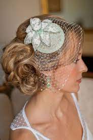 En Images Dix Bibis Pour Un Mariage L Express Styles Bijoux De Tete Mariage Chignon Mariee Coiffure Mariage