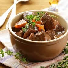 Boeuf Aux Carottes A La Cocotte Minute Recette En 2020 Boeuf Carotte Recettes De Cuisine Recette Boeuf Carotte