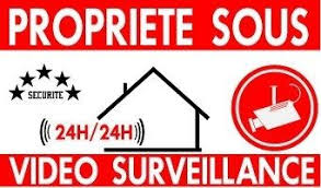 Sticker Et Etiquette Protection Alarme A Faire Imprimer Pour Dissuader Les Cambrioleurs Alarme Surveilla Video Surveillance Etiquettes Etiquette A Imprimer
