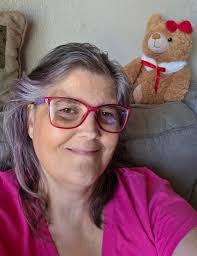 I miss my Ruby. My floors were cleaner with her around. Sigh 😔 Anyone else  have a great cleaner like mine?