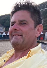 PETER ROWLANDS ( MELVIS )