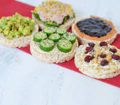 Spread miyoko's plain cream cheese over the rice cake and top with dried cranberries. 5 Healthy Rice Cake Toppings Meal Ideas Luci S Morsels