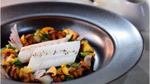 Courgettes, poivrons et aubergines : Recette De Dos De Cabillaud Girolles Et Sa Sauce Cave De Gan Jurancon