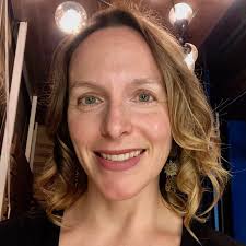 Thinking of Moving Abroad? These 28 Substack Writers Actually Live There