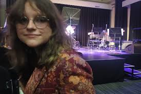 Ruby Moss Releases Live Version of 'Stranded'