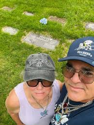 Famous person burial information