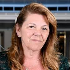 Alison Hard's Instagram, Twitter & Facebook