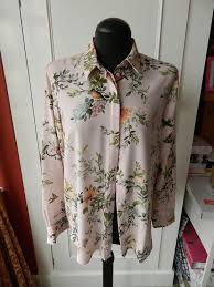 Ebay Link H M Ladies Pale Pink Floral Blouse Shirt In Size 14 Fashion Clothing Shoes Accessories Womensclot Pink Floral Blouse Shirt Blouses H M Women