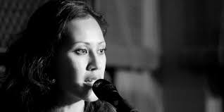 Pianiste zangeres Debora boeken, Pianiste zangeres Debora inhuren